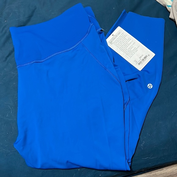 Lululemon NWT - Picture 1 of 3